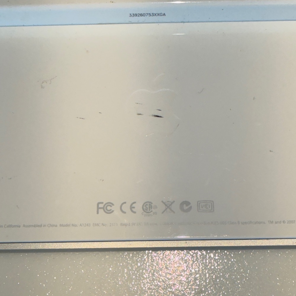 Apple Keyboard USB connection - Picture 2 of 9